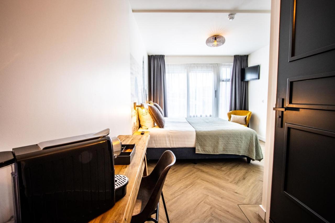 Hotel Neptunus エグモント・アーン・ゼー エクステリア 写真